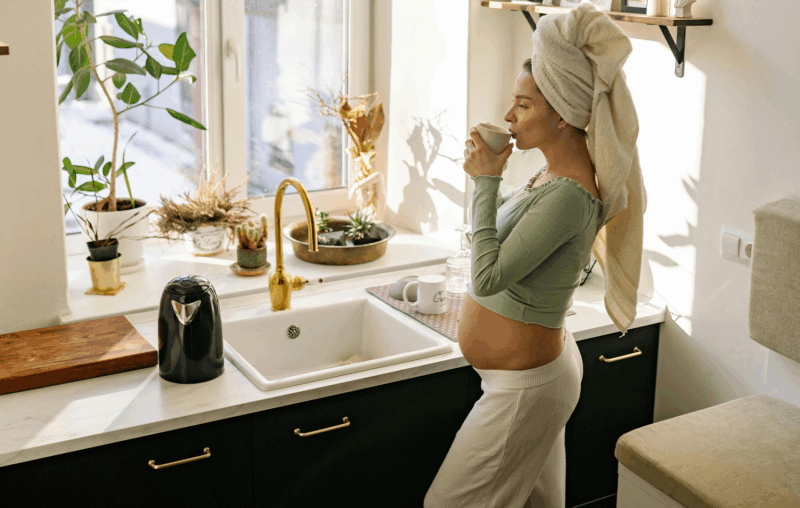 Pregnant woman enjoying safe and relaxing prenatal pedicure care at HealthyNails™ in Austin